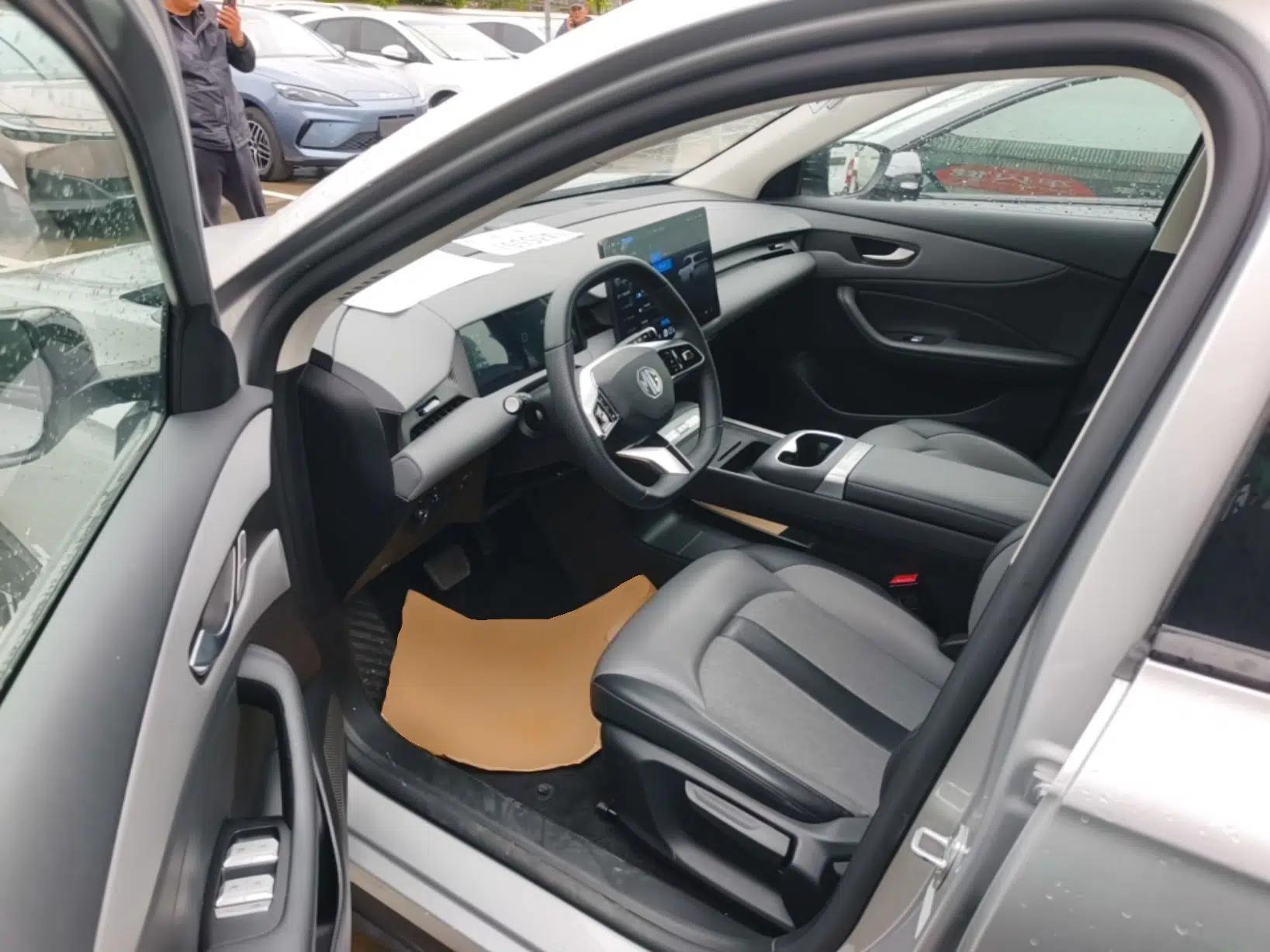 MG ES5 2025 515 Pro Rear-Drive Version — миниатюра 19