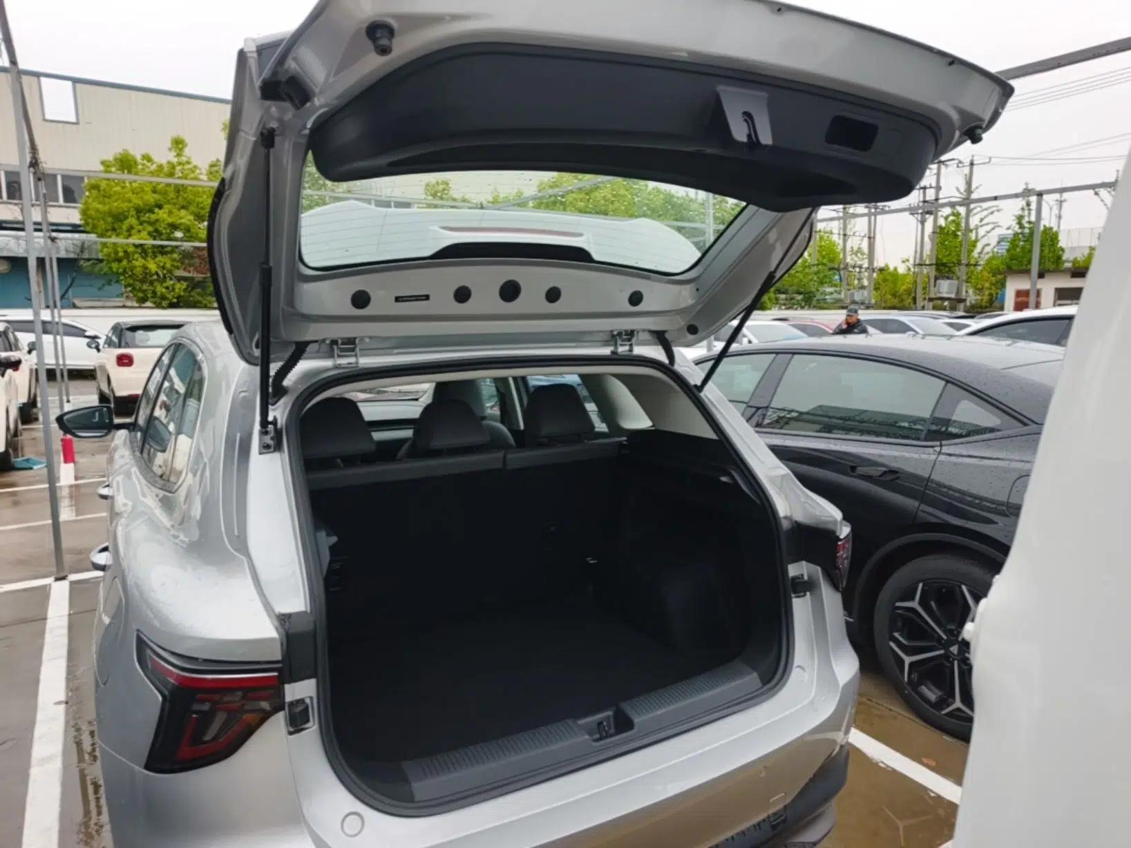 MG ES5 2025 515 Pro Rear-Drive Version — миниатюра 22