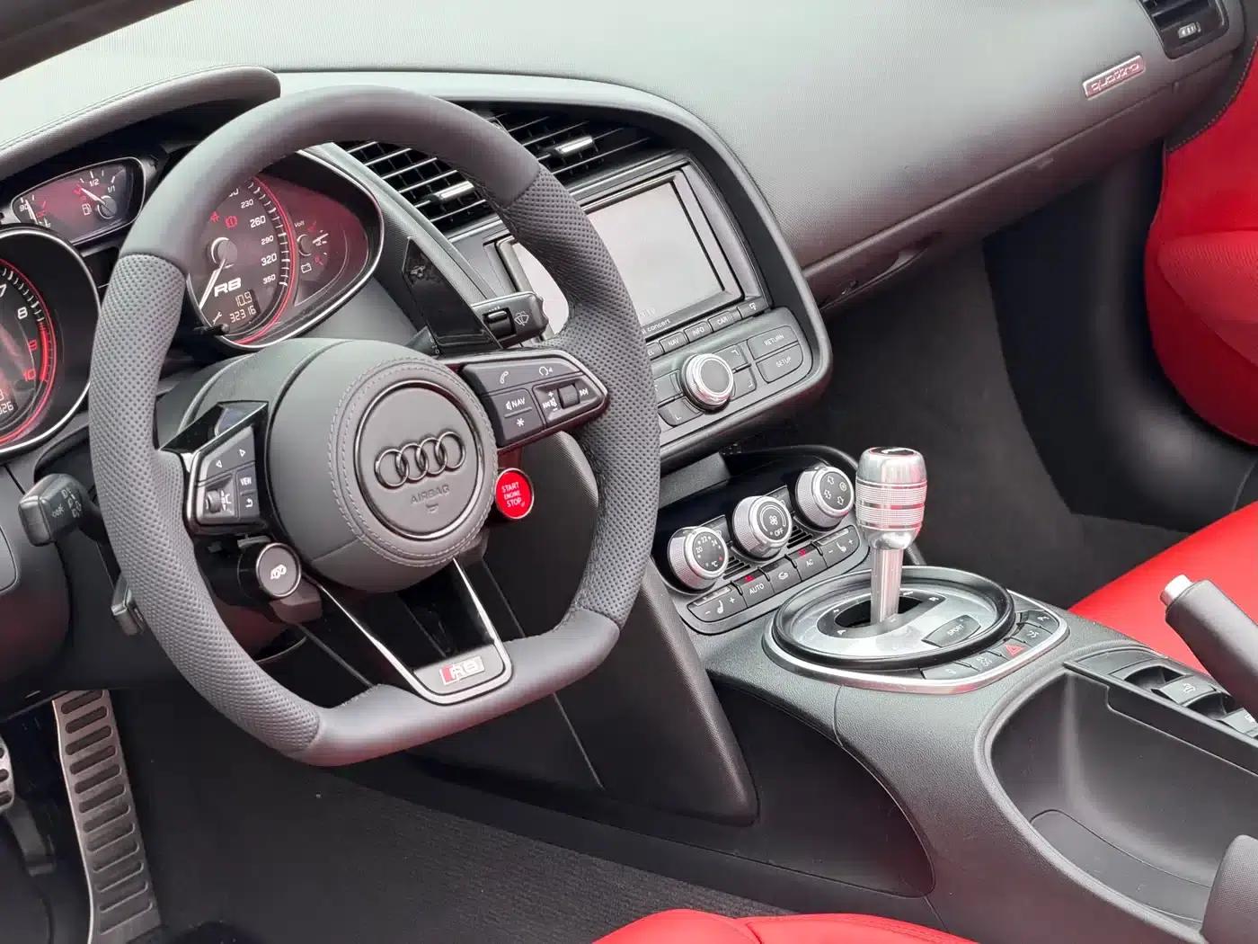 2011 Audi R8 Spyder 5.2 FSI quattro — миниатюра 11