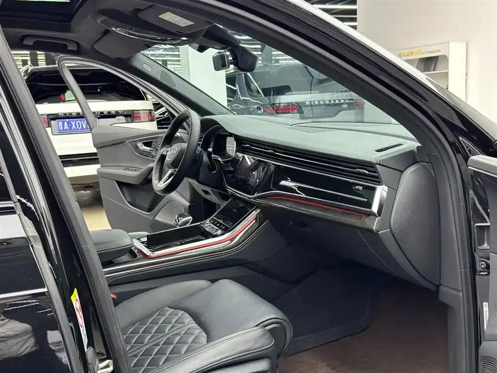 Audi SQ7 2024 4.0 TFSI Dark Knight Edition — миниатюра 8