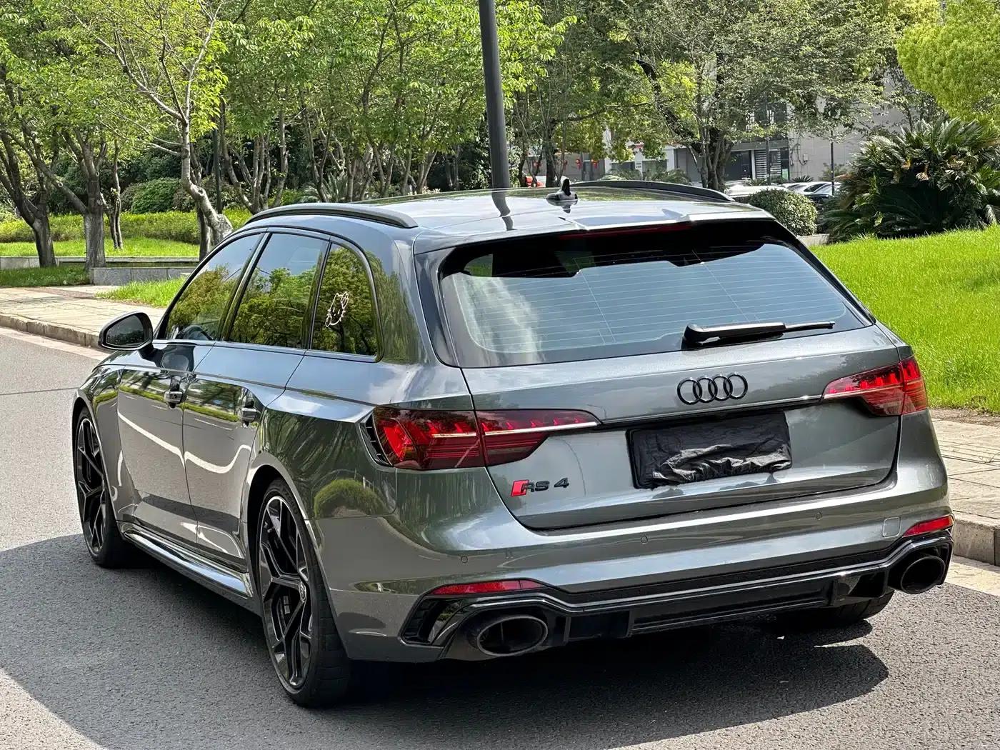 2024 Audi RS 4 RS4 Avant Sport Edition — миниатюра 3