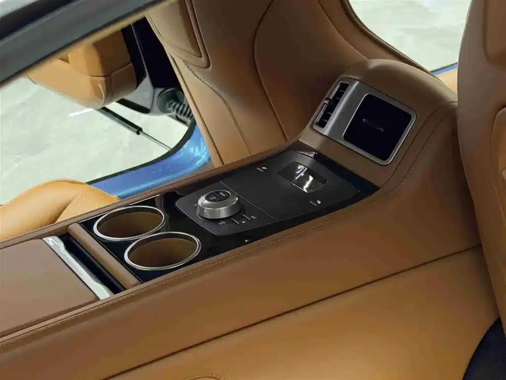 2015 Rapide 6.0L S — миниатюра 9