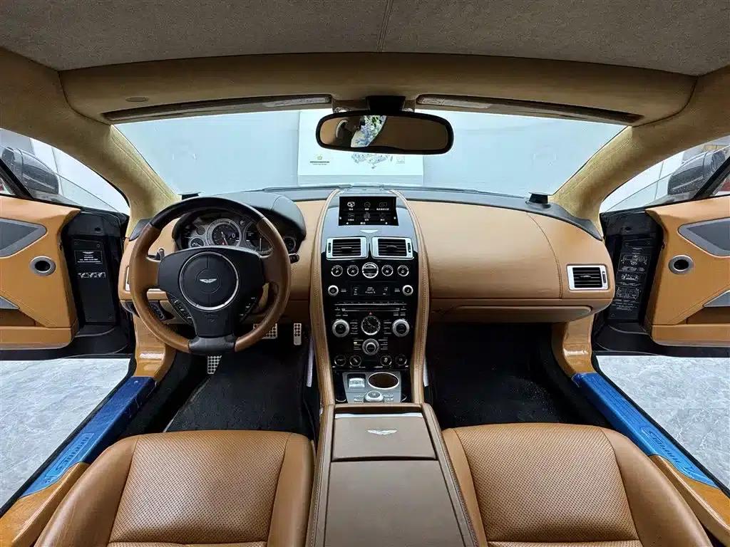 2015 Rapide 6.0L S — миниатюра 10