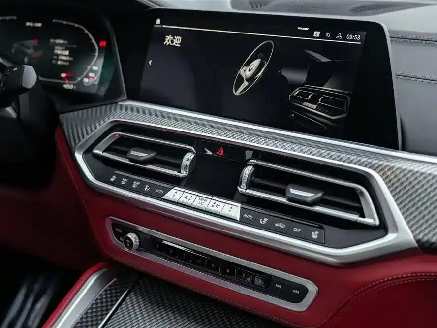 2020 BMW X6 M — миниатюра 17