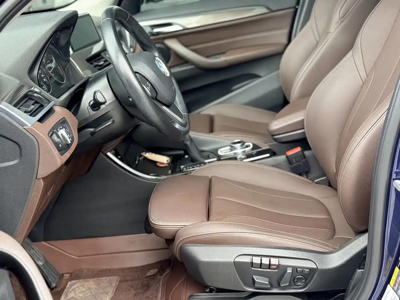 BMW X1 PHEV 2018 xDrive25Le Luxury — миниатюра 15