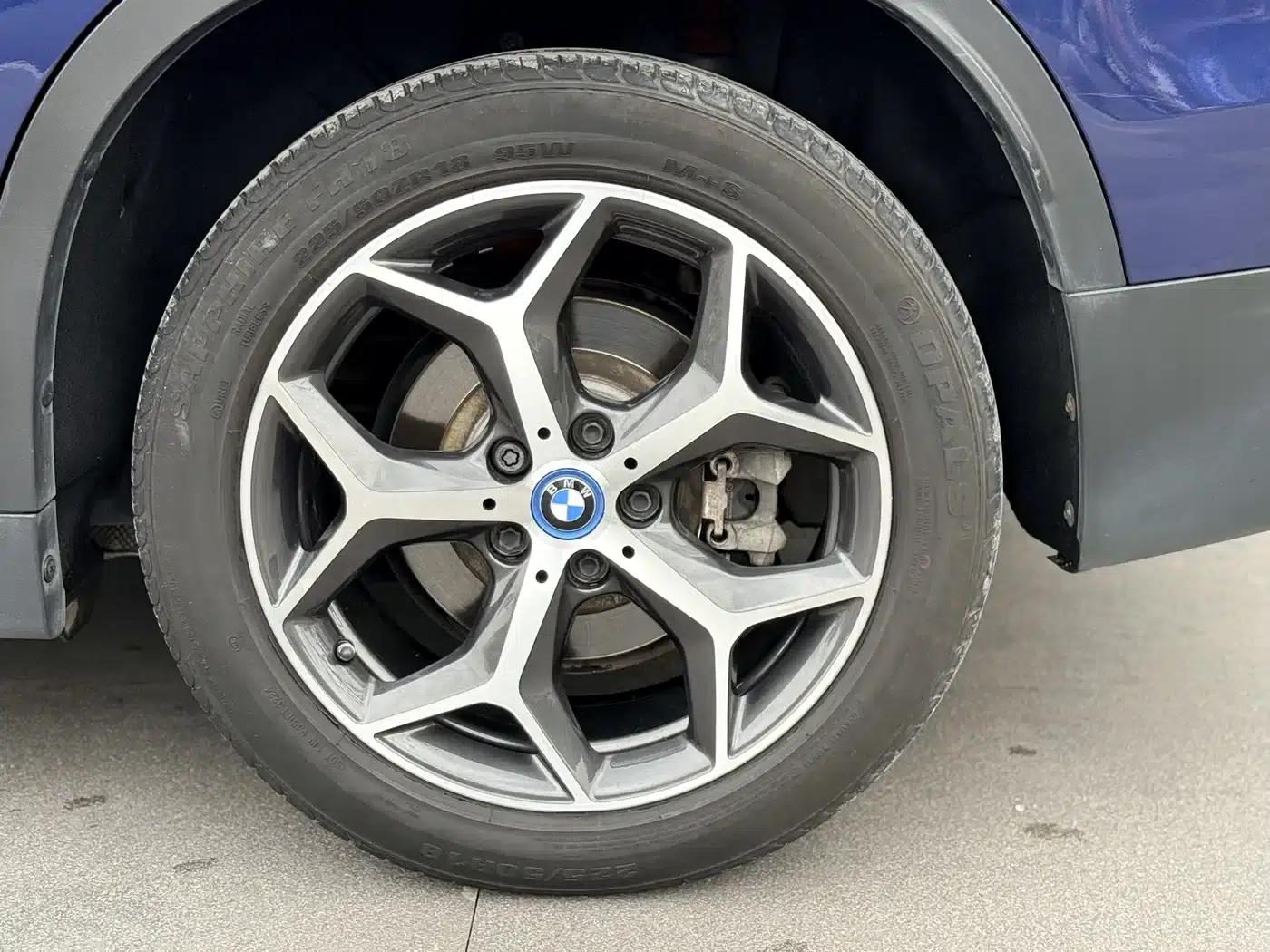 BMW X1 PHEV 2018 xDrive25Le Luxury — миниатюра 9