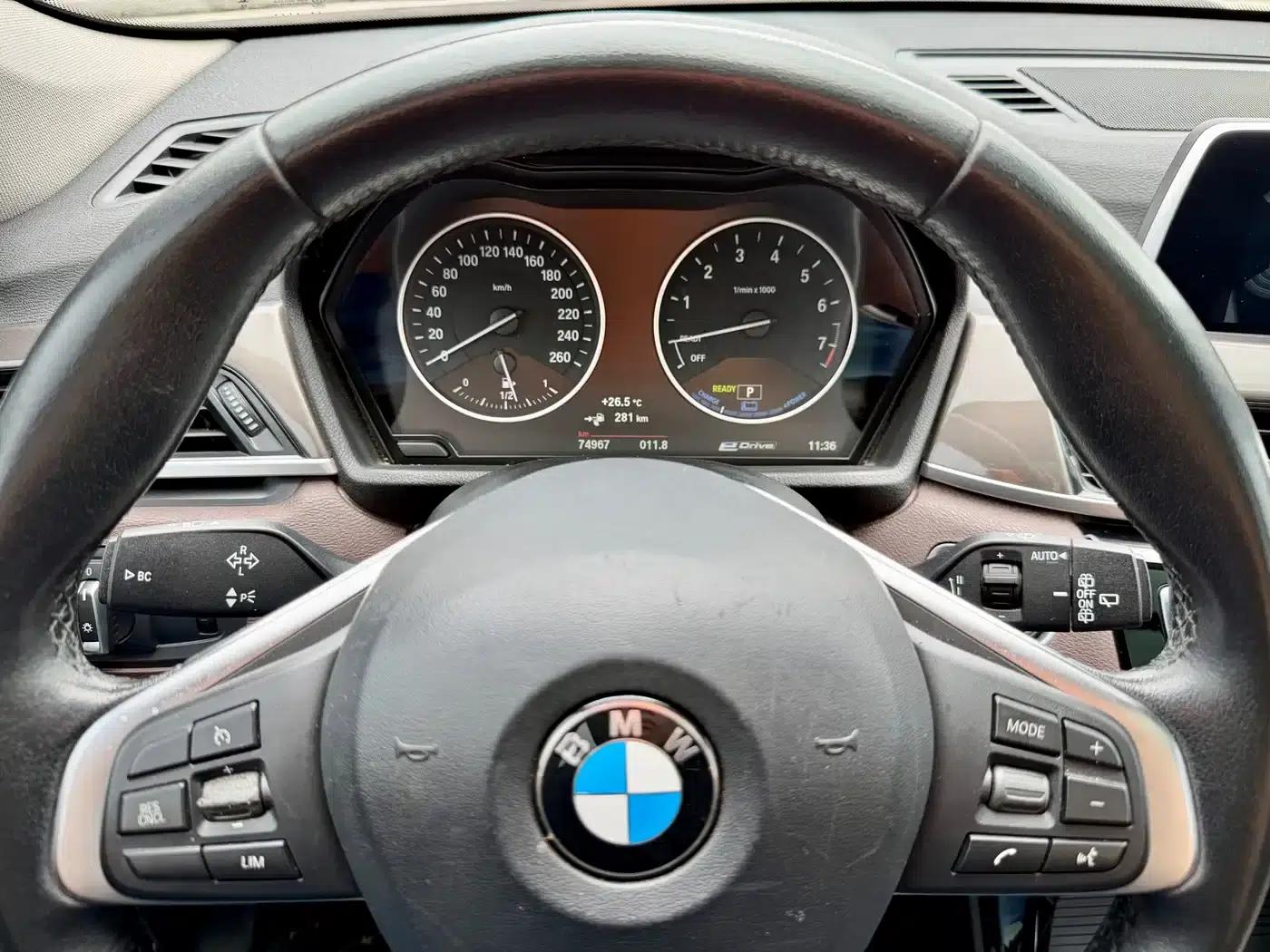 BMW X1 PHEV 2018 xDrive25Le Luxury — миниатюра 17