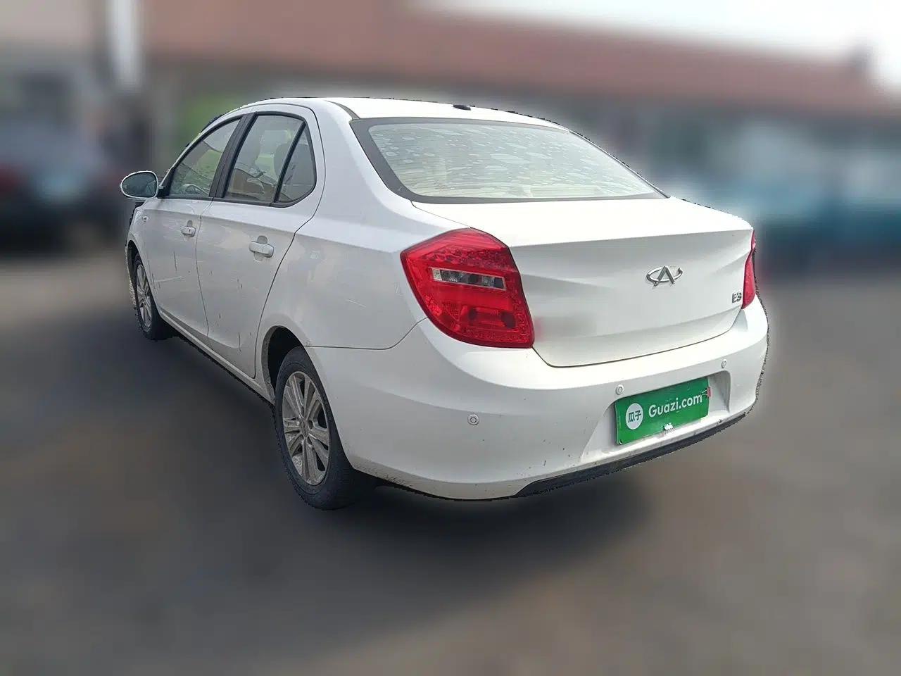 Chery E3 2013 1.5L Manual ZhiShang Model — миниатюра 4