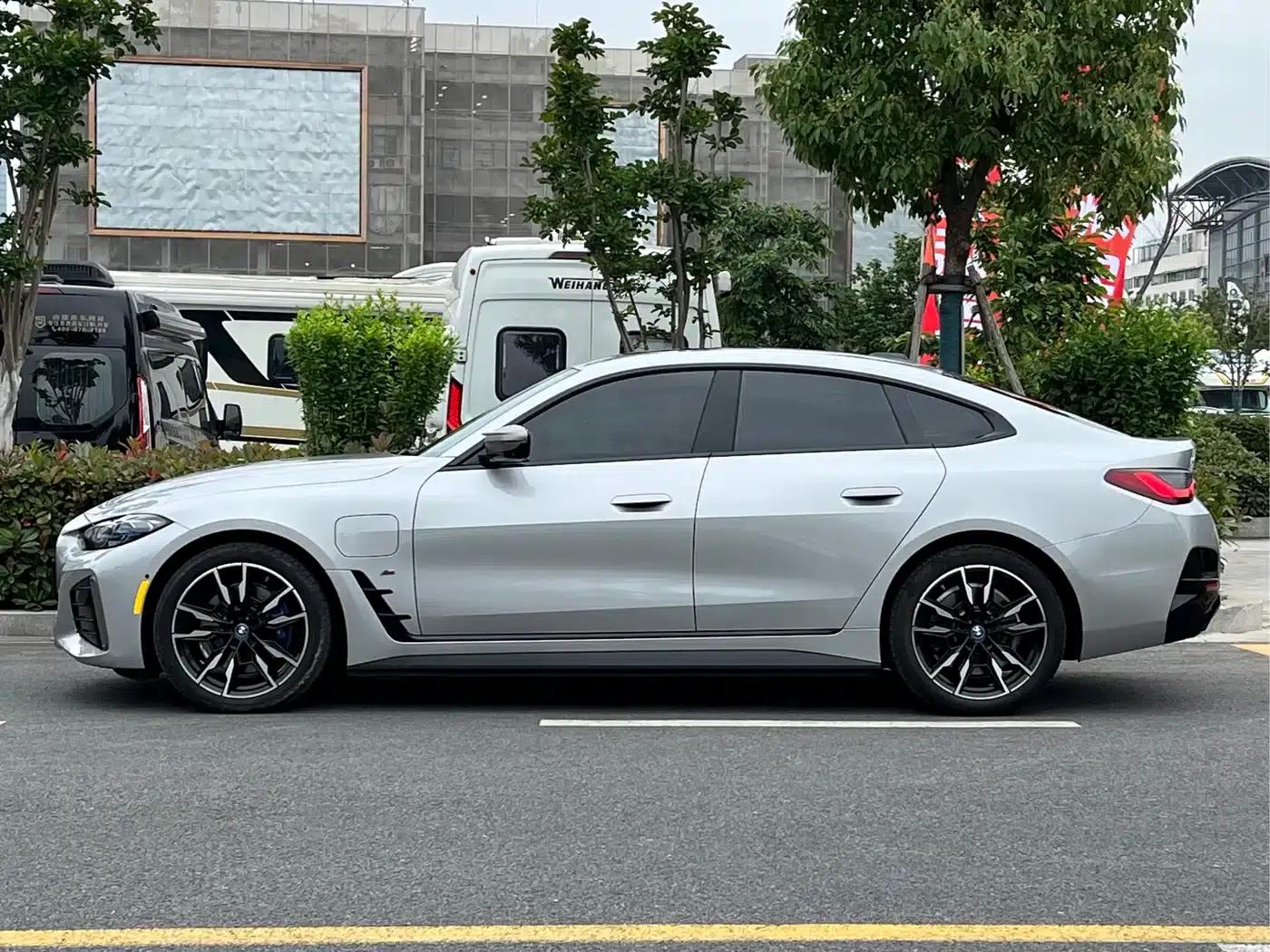 BMW i4 M 2023 M50 — миниатюра 3