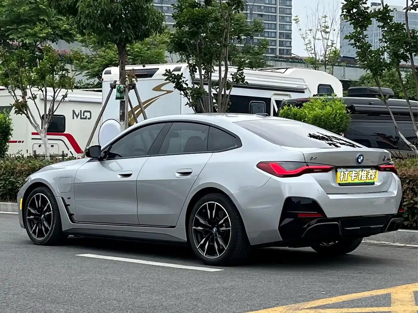BMW i4 M 2023 M50 — миниатюра 4