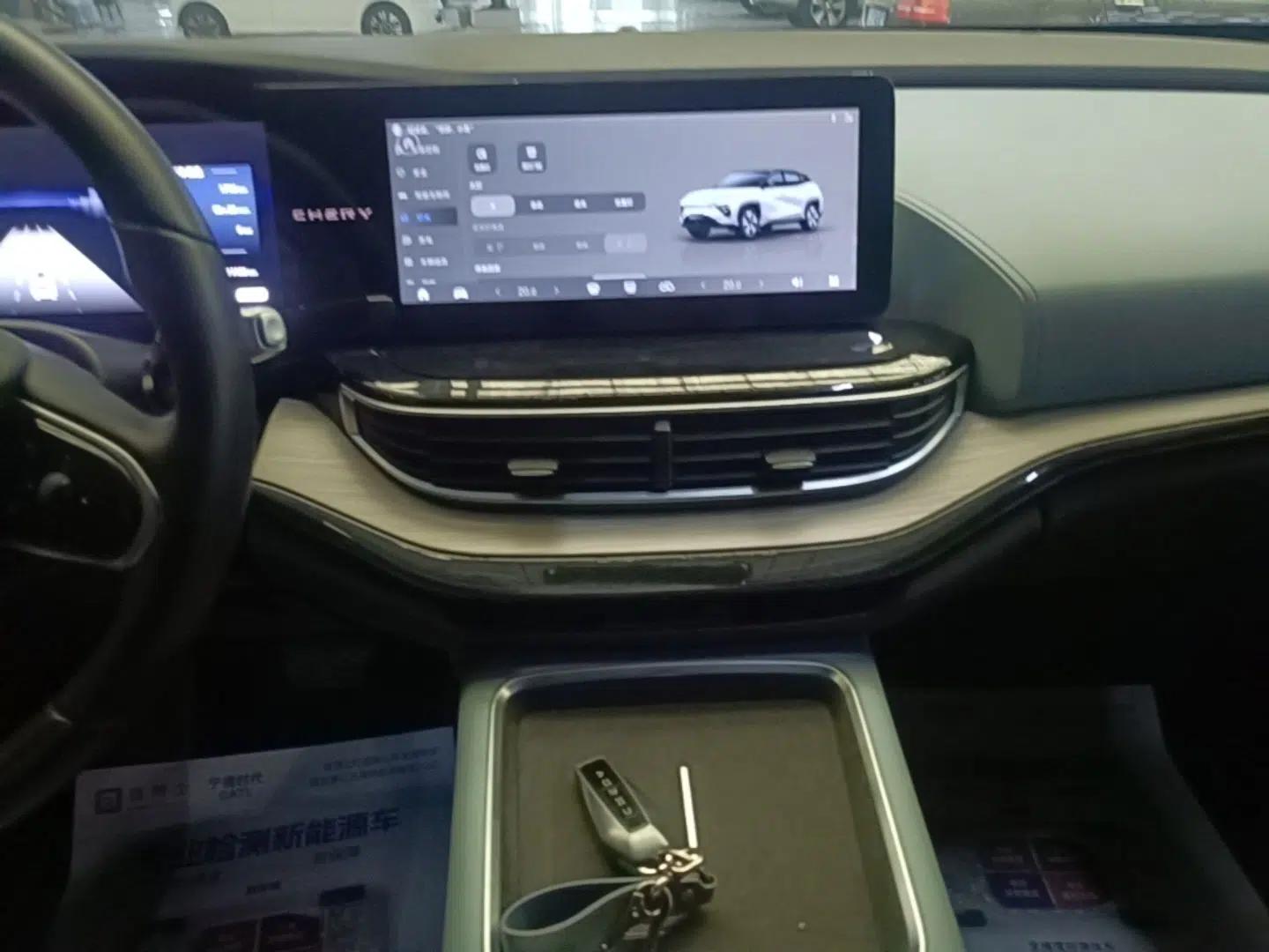 Chery New Energy eQ7 2024 512 km Leisure Edition — миниатюра 15