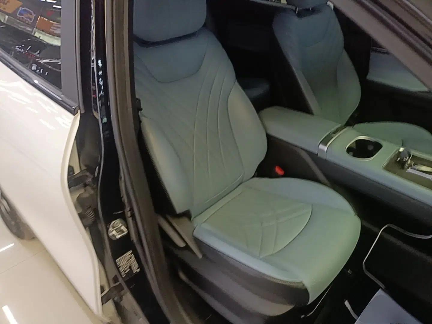 Chery New Energy eQ7 2024 512 km Leisure Edition — миниатюра 23