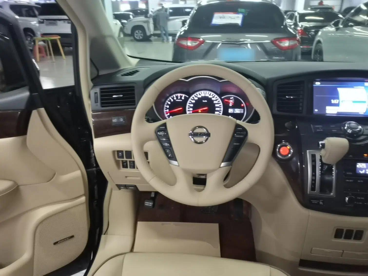 Nissan Quest 2015 3.5L SL — миниатюра 13