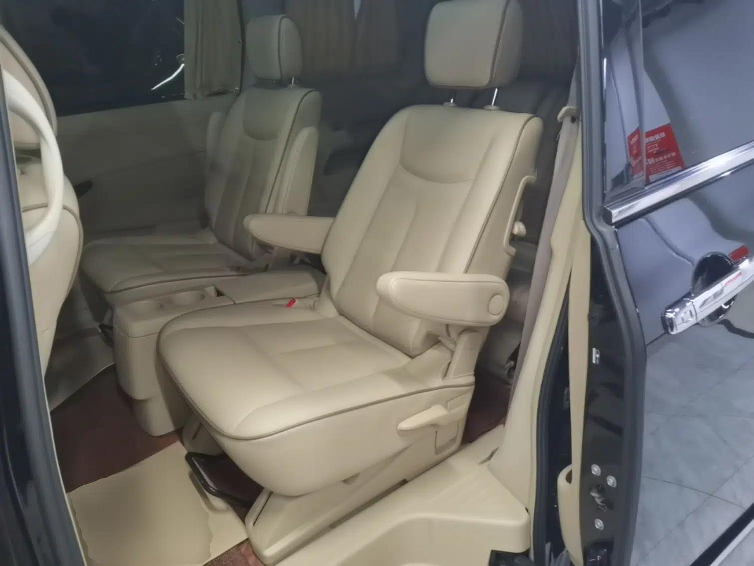 Nissan Quest 2015 3.5L SL — миниатюра 19