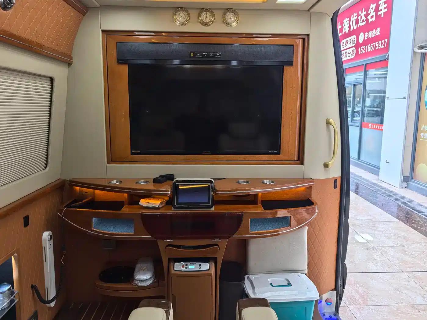 2017 Sprinter 3.5L Automatic — миниатюра 13