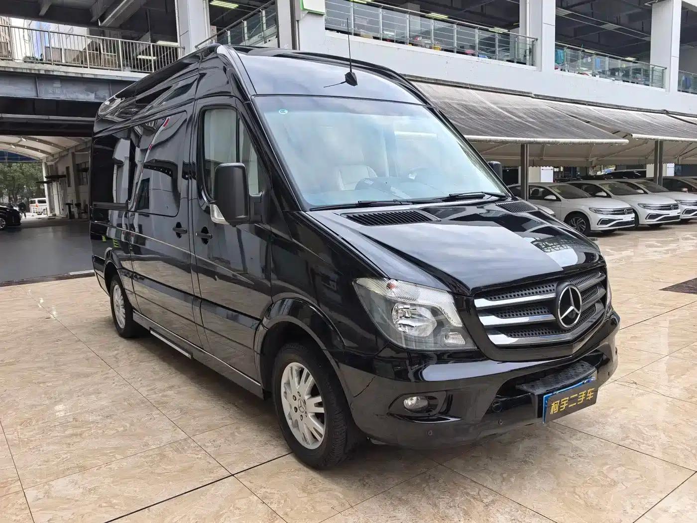 2017 Sprinter 3.5L Automatic — миниатюра 3