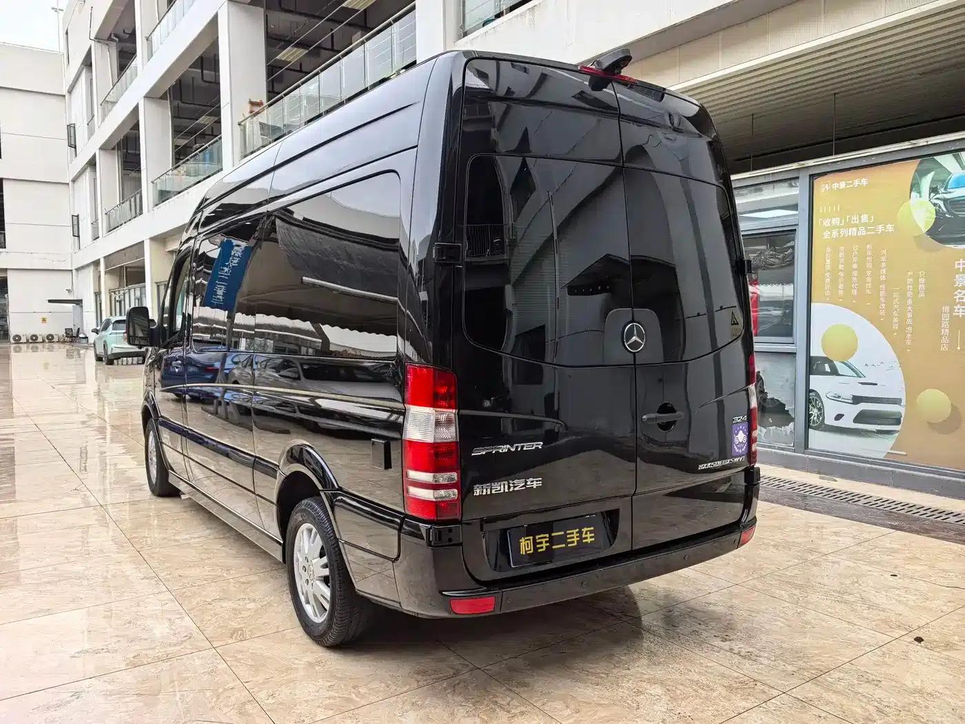2017 Sprinter 3.5L Automatic — миниатюра 6