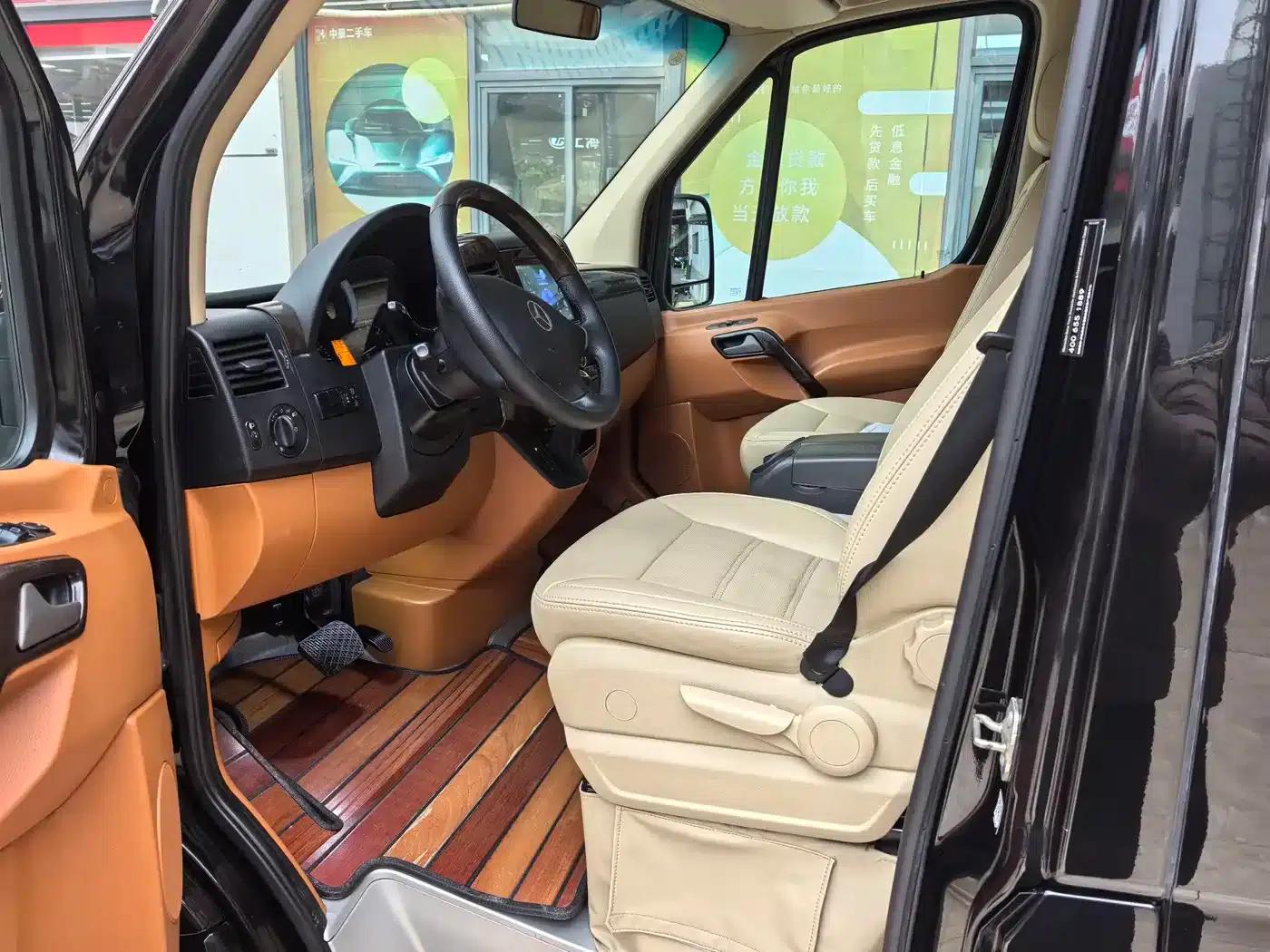 2017 Sprinter 3.5L Automatic — миниатюра 7