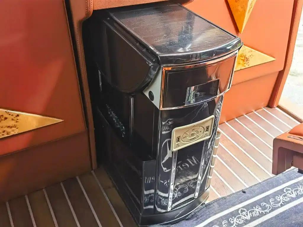 2016 Sprinter 3.5L Automatic — миниатюра 23