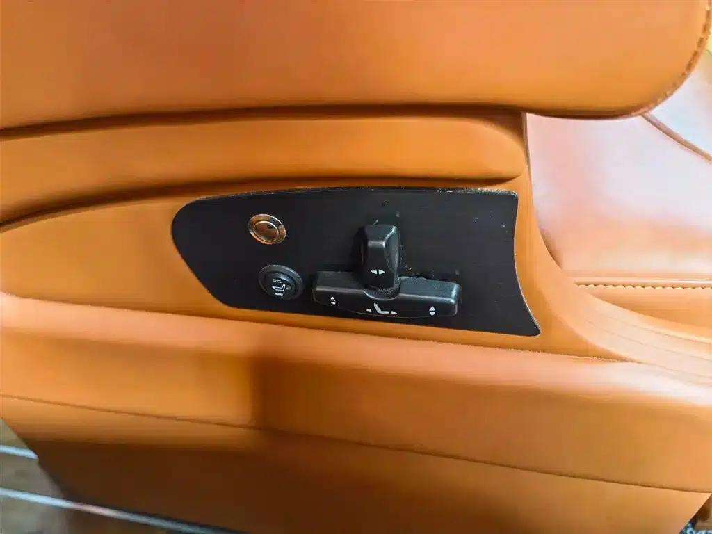 2016 Sprinter 3.5L Automatic — миниатюра 30