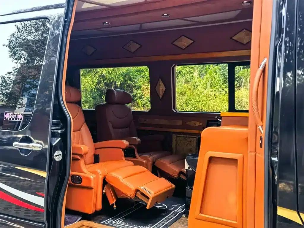 2016 Sprinter 3.5L Automatic — миниатюра 9