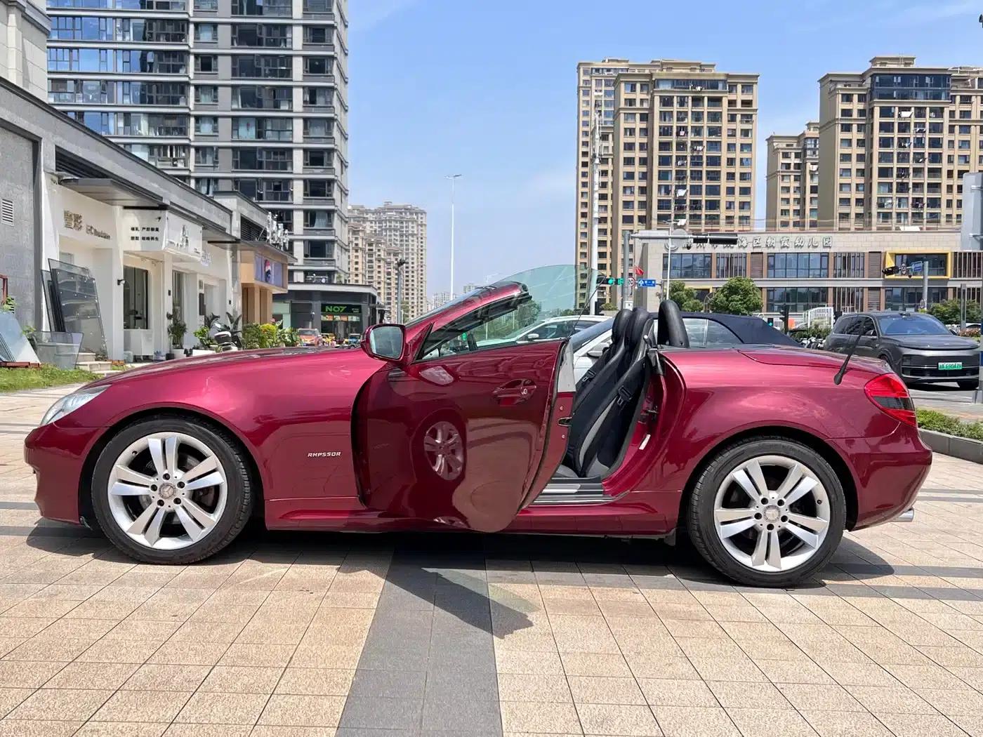Mercedes-Benz SLK-Class 2010 SLK 200K — миниатюра 4