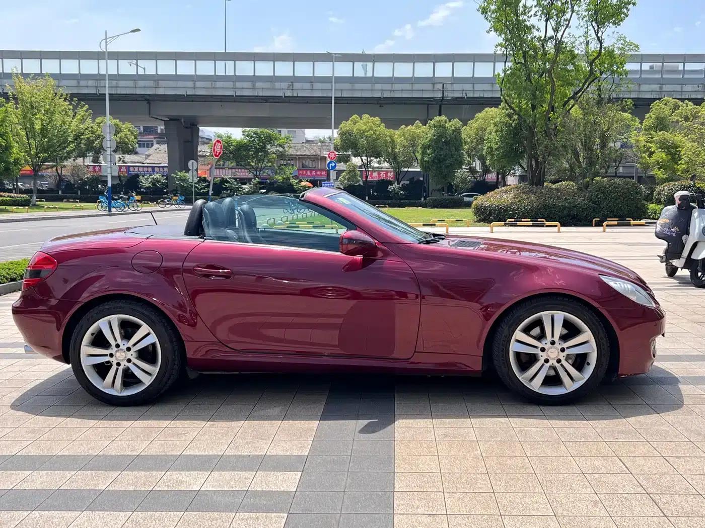 Mercedes-Benz SLK-Class 2010 SLK 200K — миниатюра 5