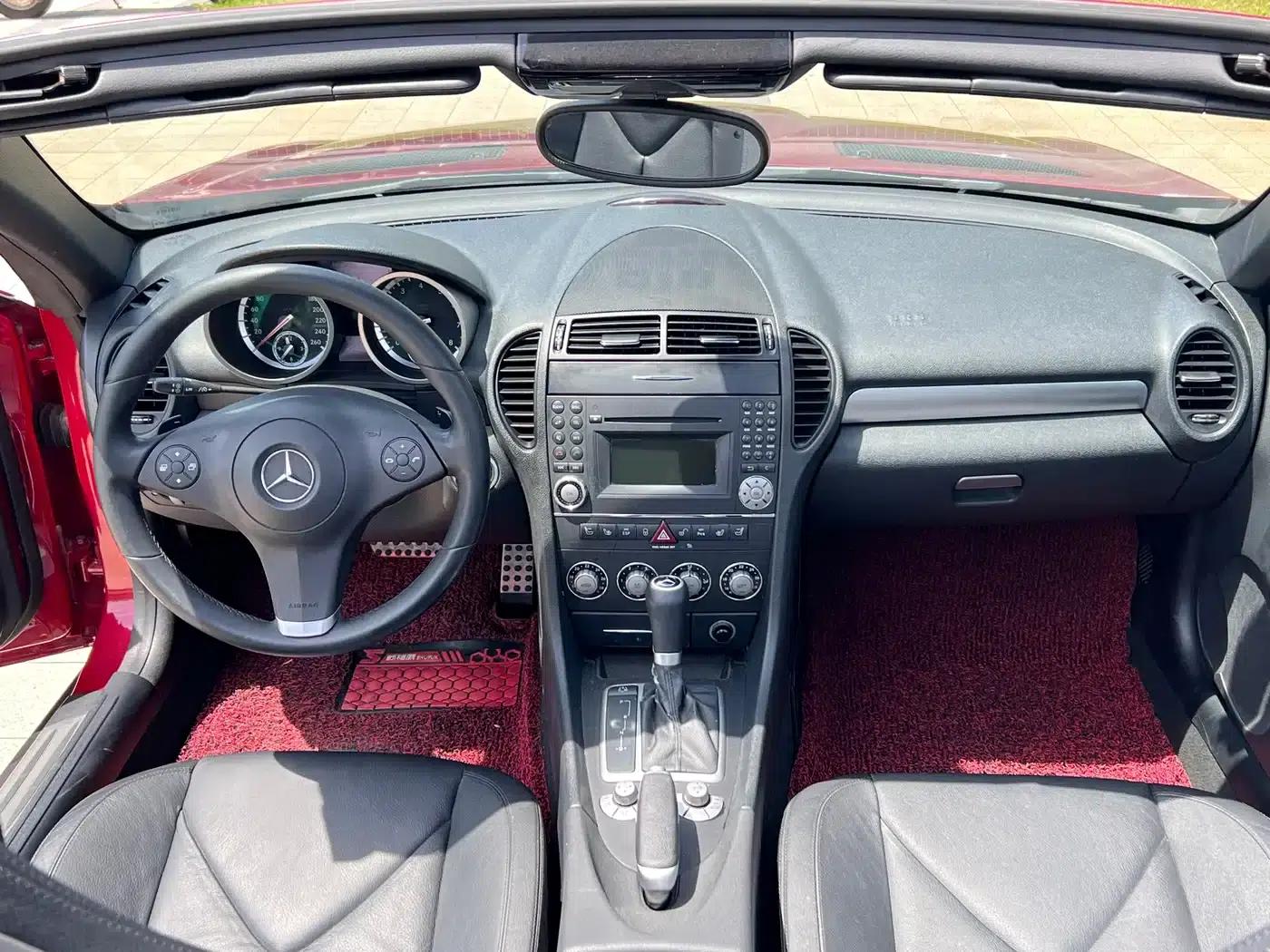 Mercedes-Benz SLK-Class 2010 SLK 200K — миниатюра 7