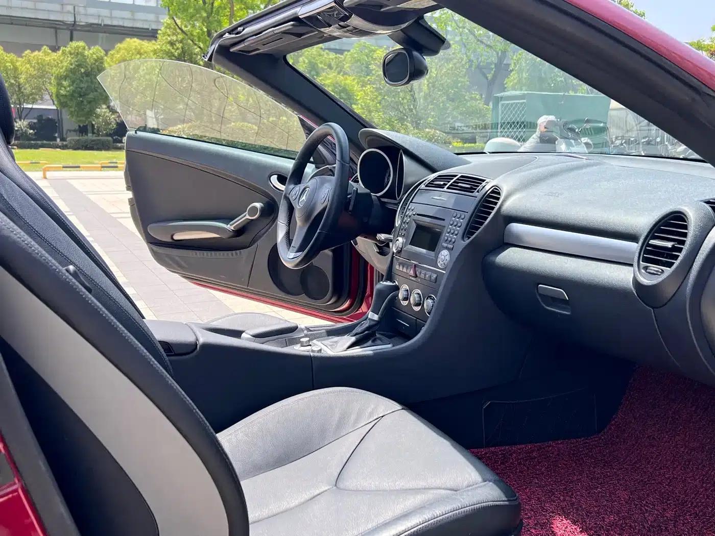 Mercedes-Benz SLK-Class 2010 SLK 200K — миниатюра 8
