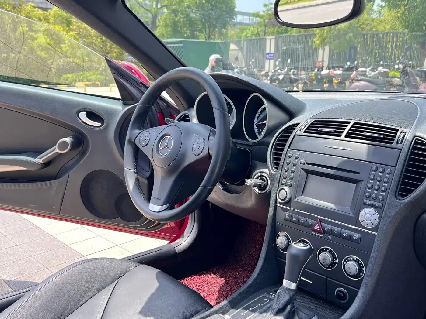 Mercedes-Benz SLK-Class 2010 SLK 200K — миниатюра 9