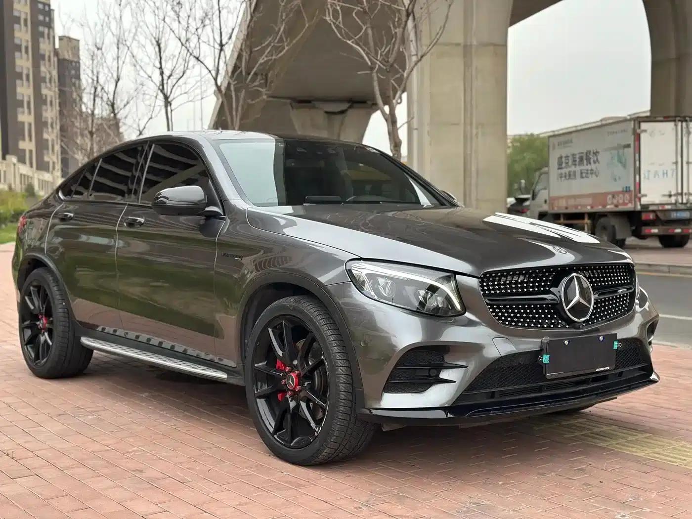 Mercedes-Benz GLC Coupe AMG 2017 AMG GLC 43 4MATIC Coupe SUV — миниатюра 3