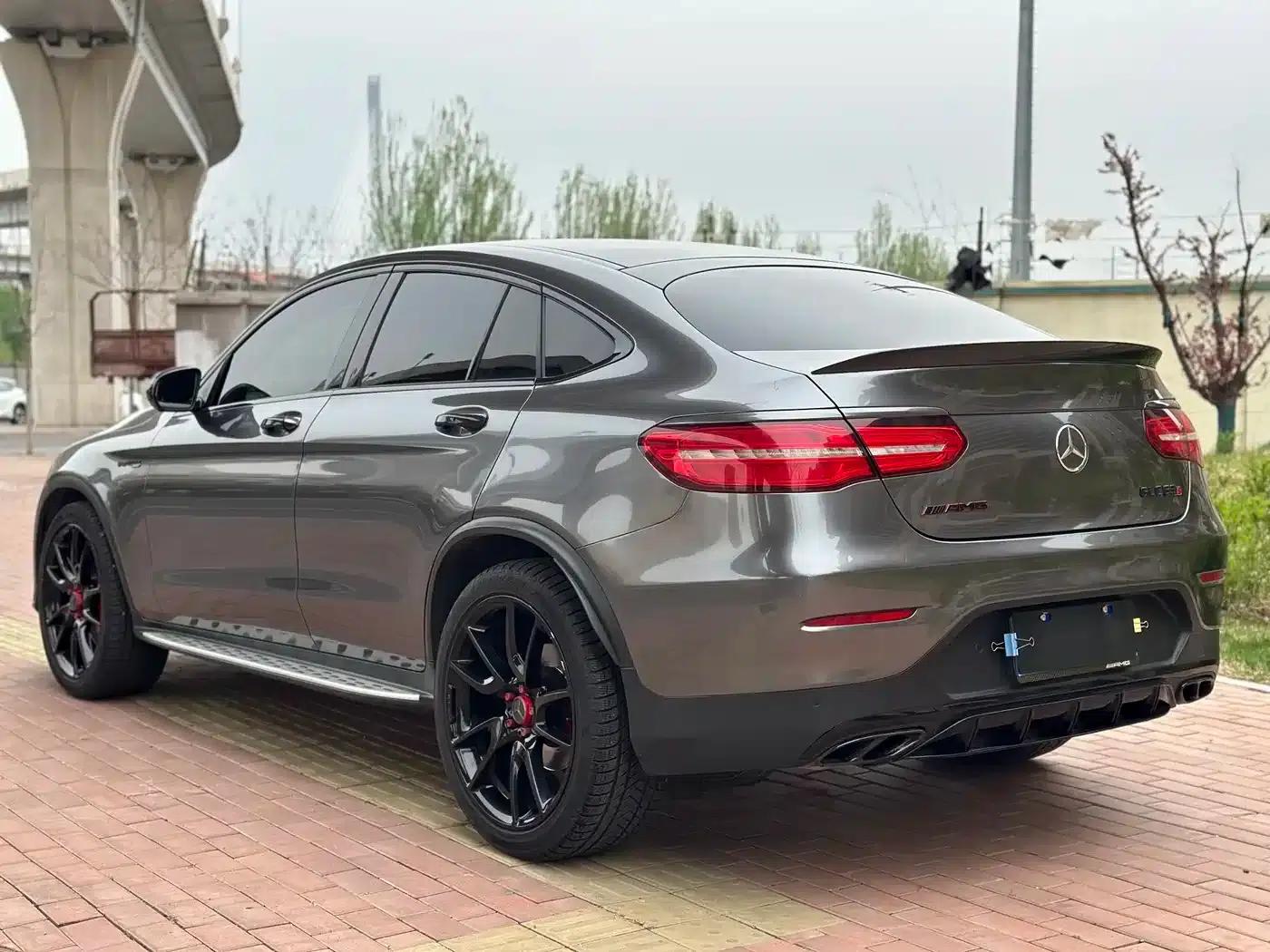 Mercedes-Benz GLC Coupe AMG 2017 AMG GLC 43 4MATIC Coupe SUV — миниатюра 5