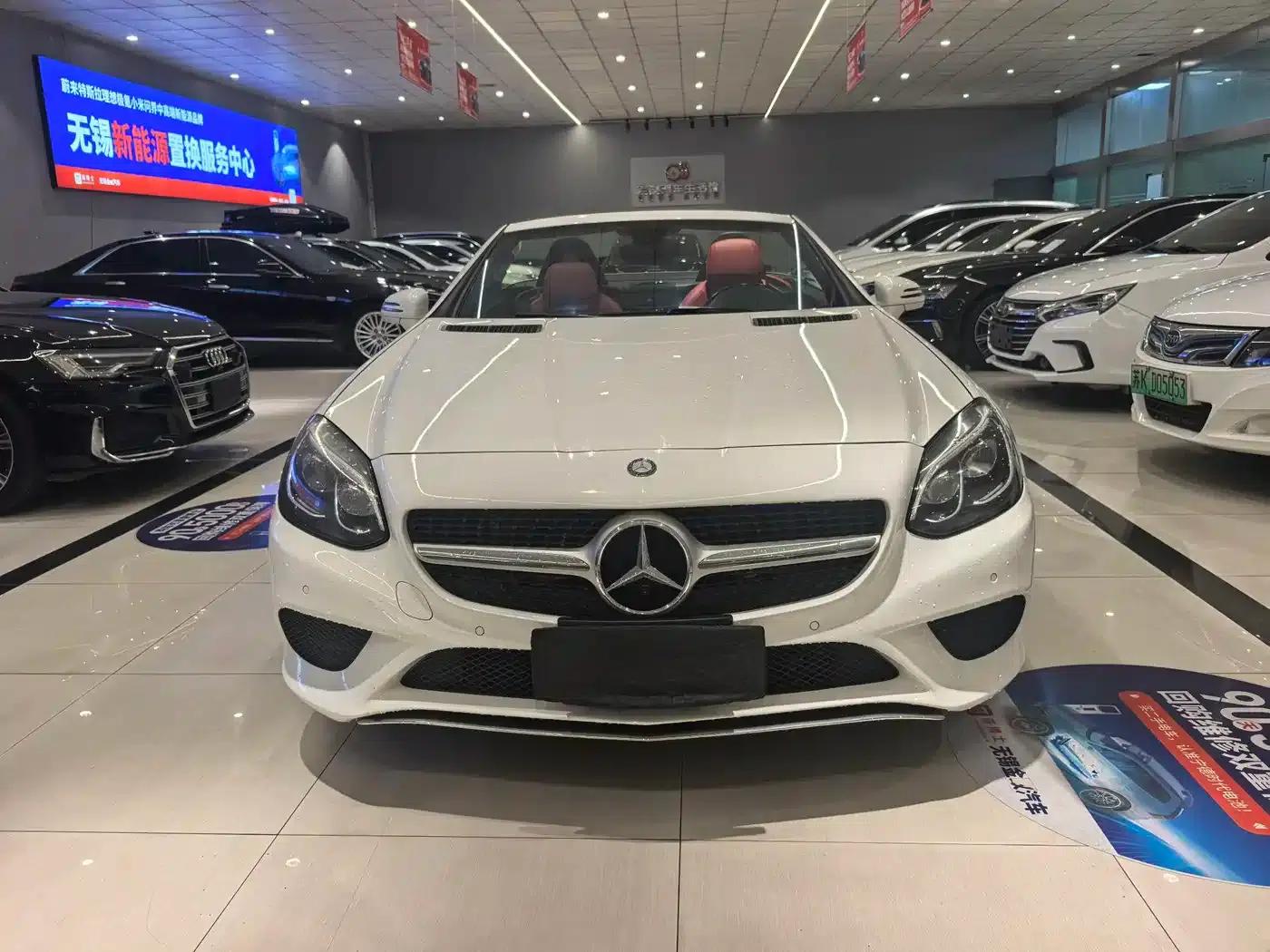 Mercedes-Benz SLC 2019 SLC 260 Jin Yu Collector's Edition — миниатюра 2