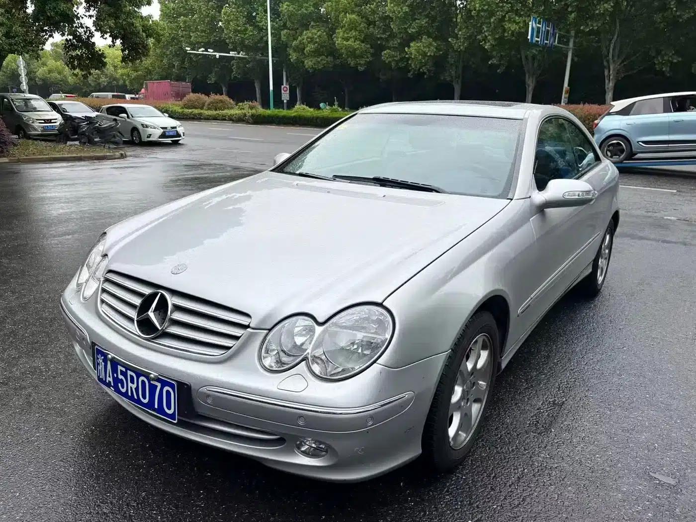 Mercedes-Benz CLK-Class 2004 CLK 240 Sport Edition — миниатюра 1