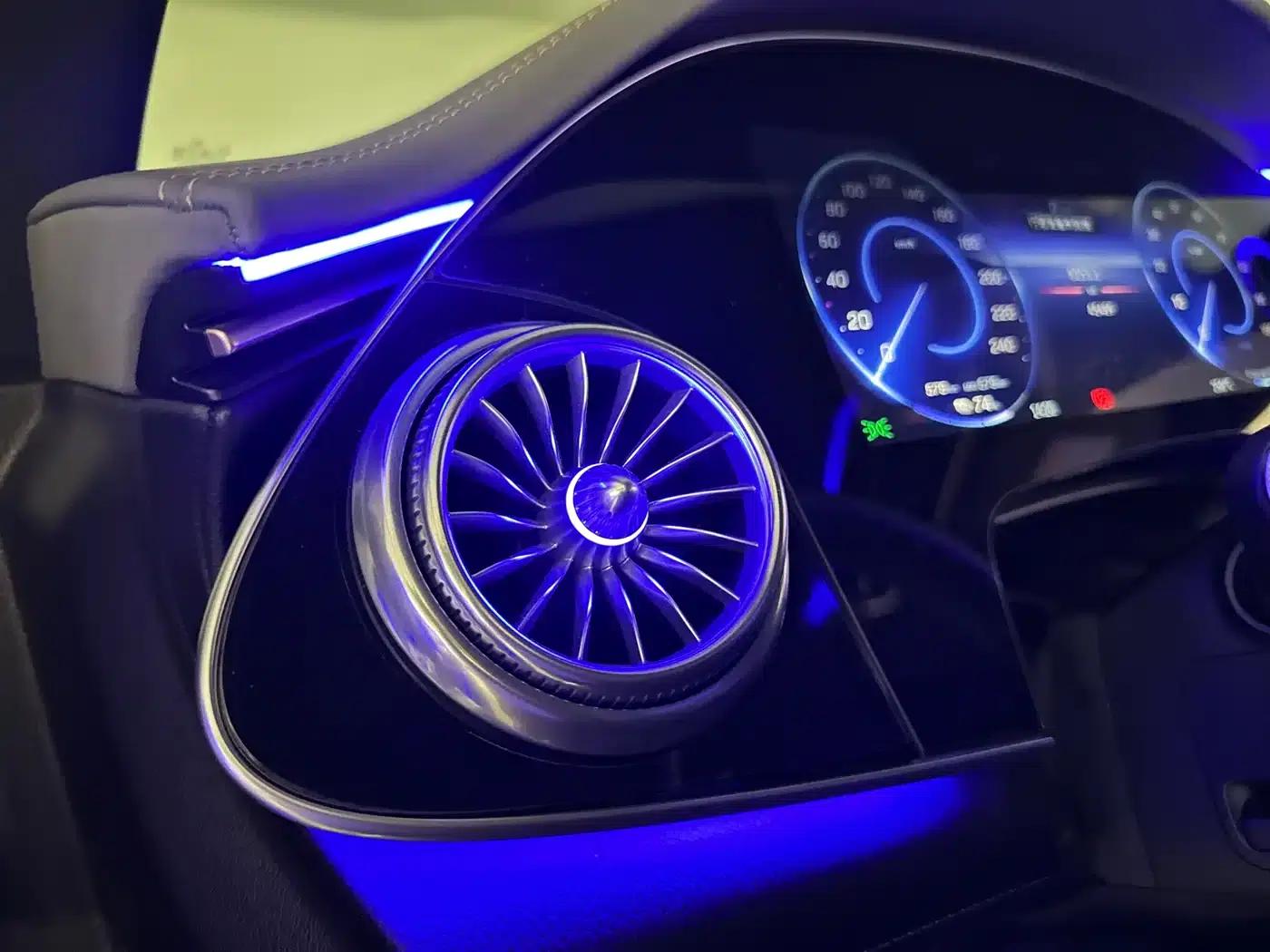 Mercedes-Benz EQS SUV 2023 450 4MATIC Pioneer Edition — миниатюра 36