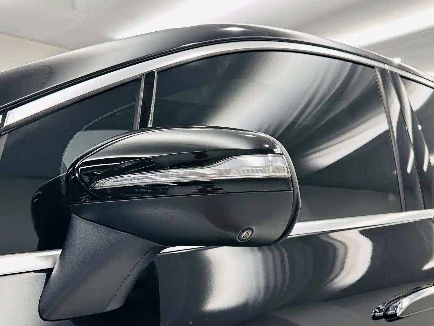Mercedes-Benz EQS SUV 2023 450 4MATIC Pioneer Edition — миниатюра 9