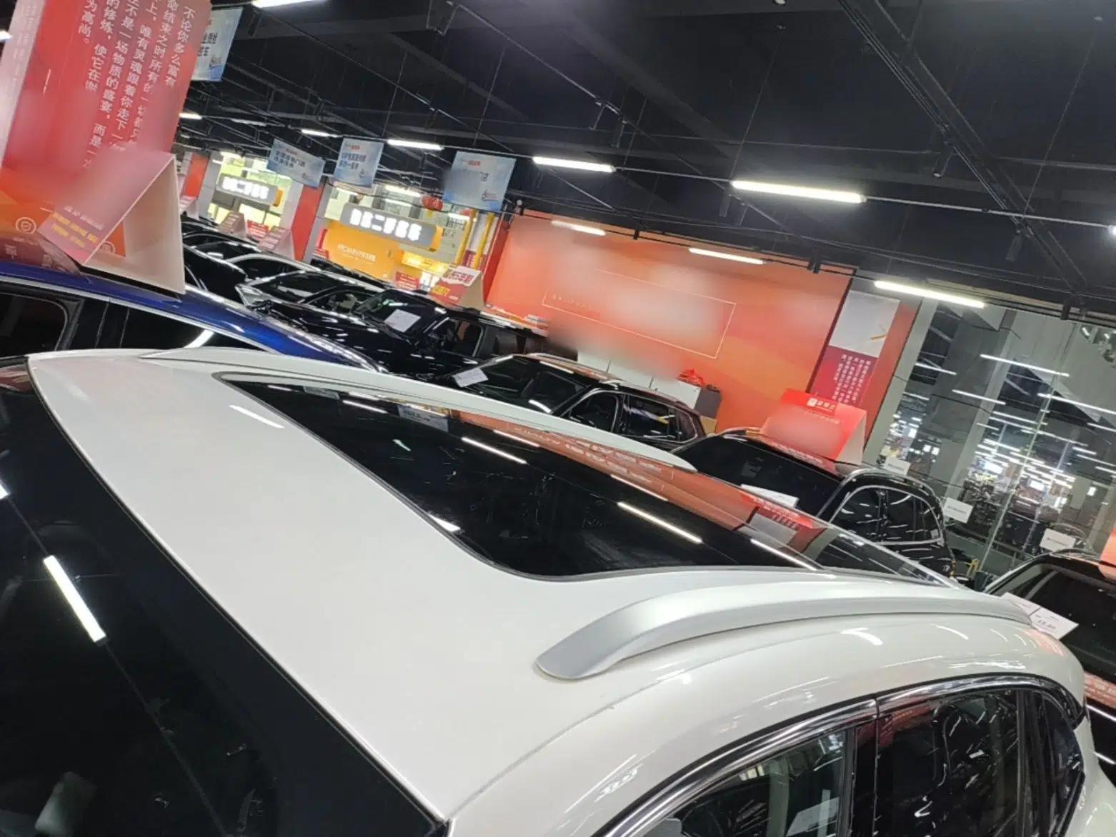 Roewe D5X DMH 2024 135 Tech Edition — миниатюра 11
