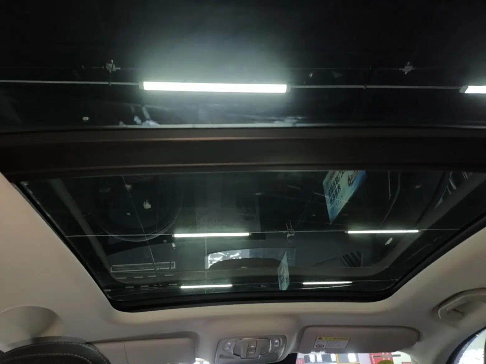 Roewe D5X DMH 2024 135 Tech Edition — миниатюра 20