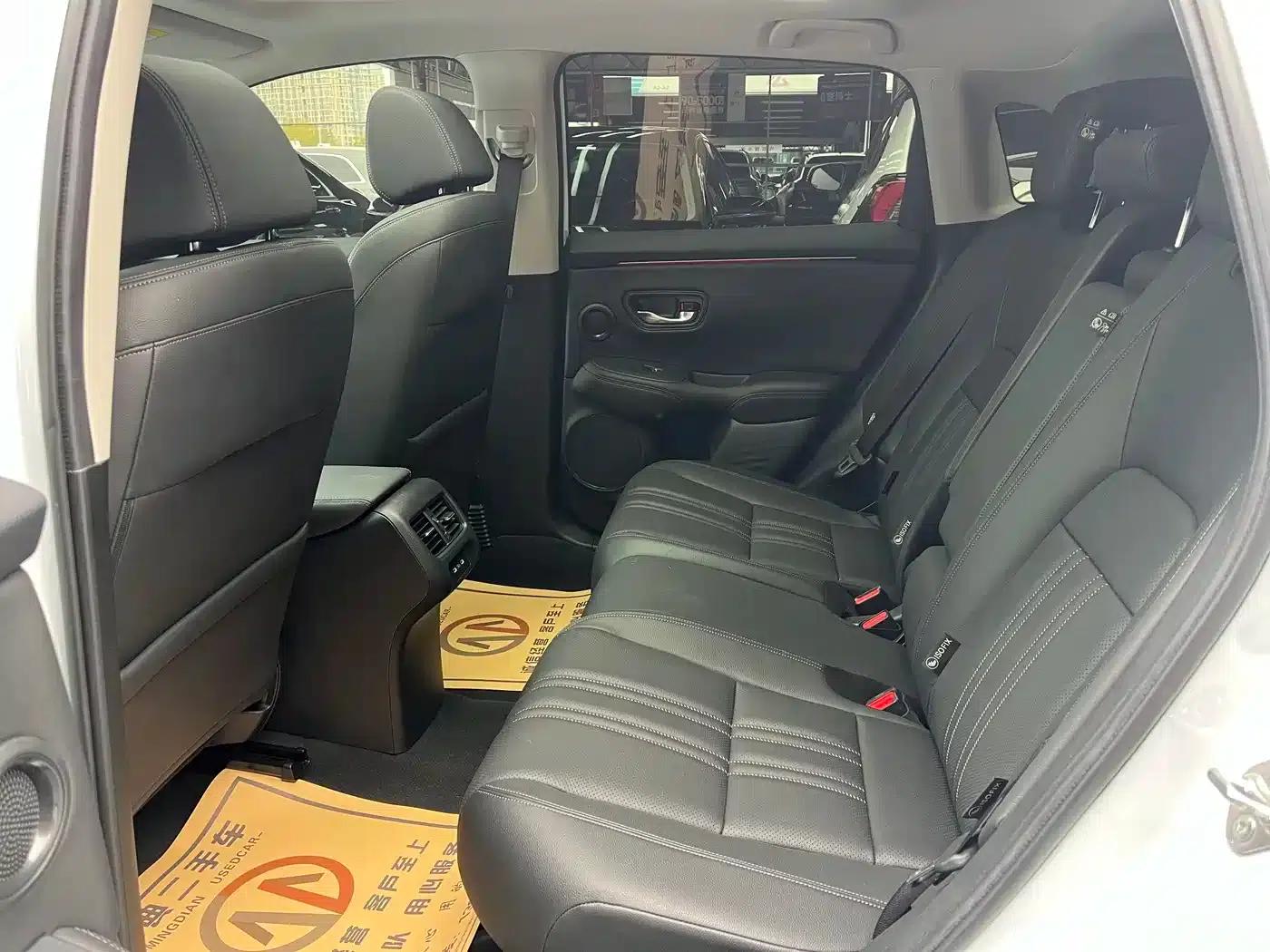 Honda HR-V 2023 2.0L e:HEV Dynamic Edition — миниатюра 8