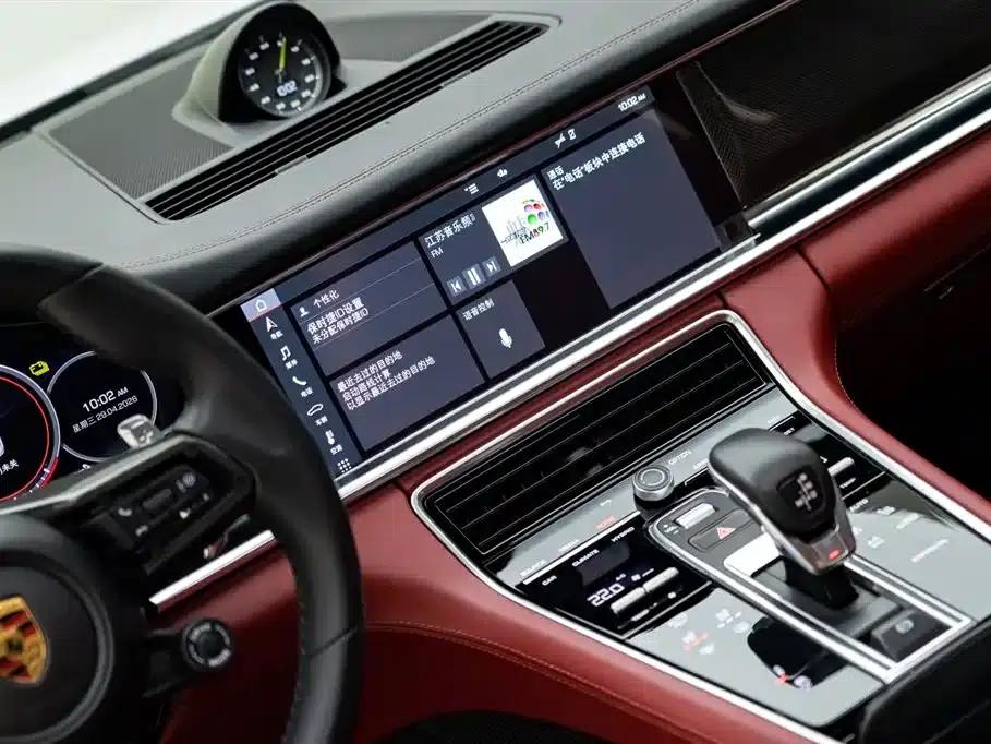 2021 Panamera 4S E-Hybrid Executive Long Wheelbase 2.9T — миниатюра 17