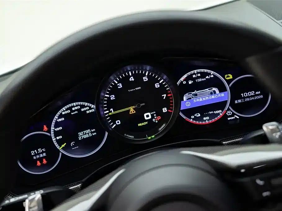 2021 Panamera 4S E-Hybrid Executive Long Wheelbase 2.9T — миниатюра 23