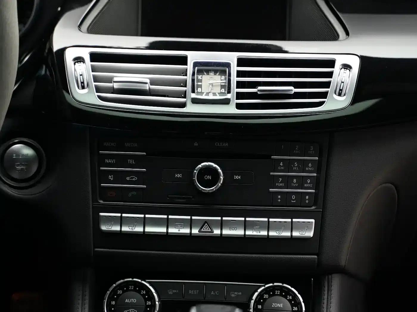 2013 Mercedes-Benz CLS AMG 63 — миниатюра 14
