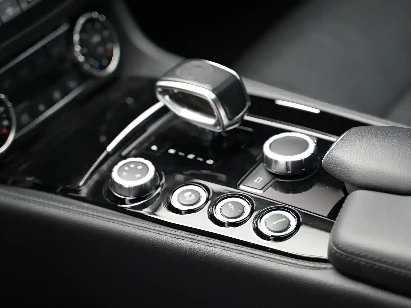 2013 Mercedes-Benz CLS AMG 63 — миниатюра 15