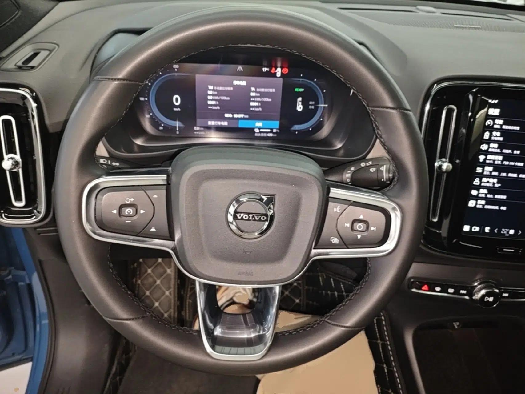 Volvo C40 2022 Long-Range PRO Version — миниатюра 14