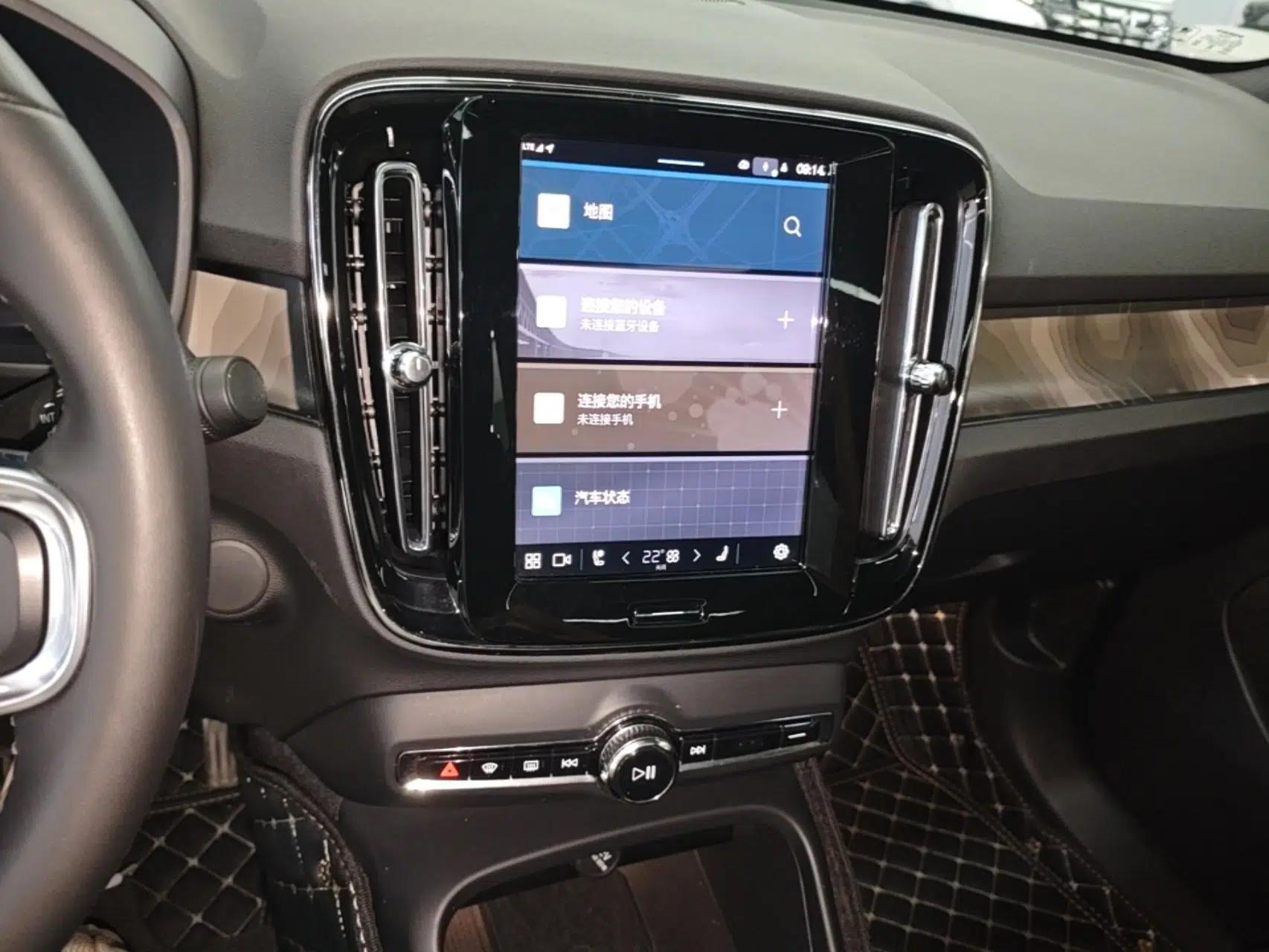 Volvo C40 2022 Long-Range PRO Version — миниатюра 16