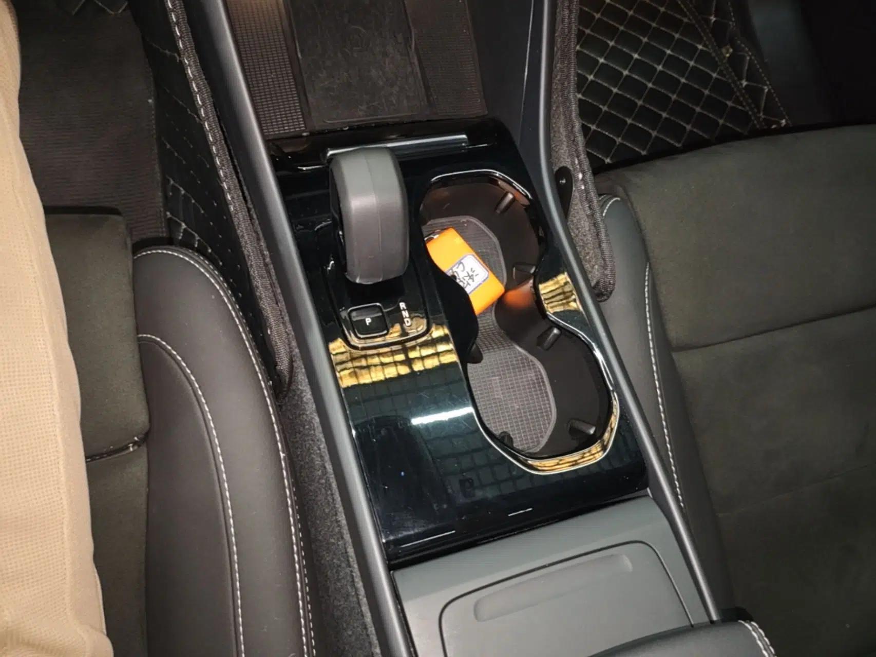 Volvo C40 2022 Long-Range PRO Version — миниатюра 17