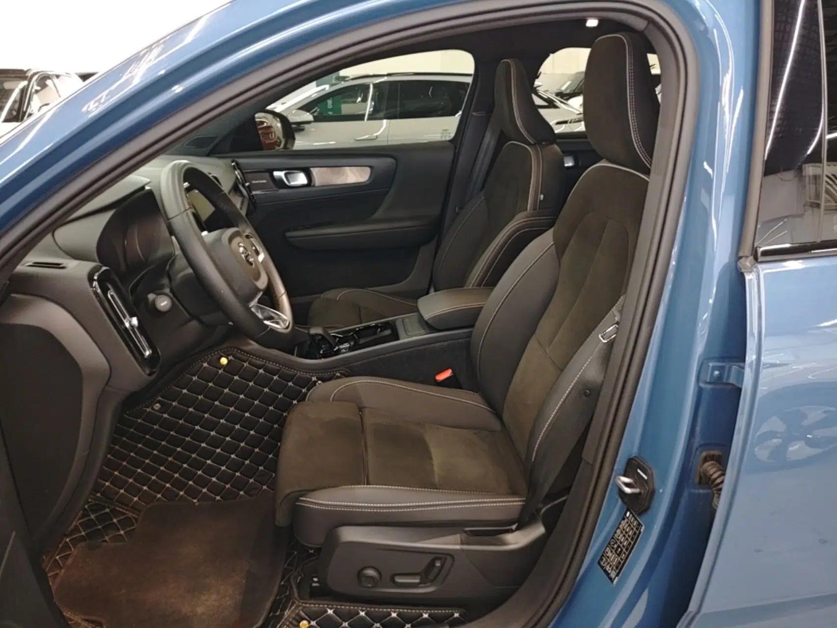 Volvo C40 2022 Long-Range PRO Version — миниатюра 18