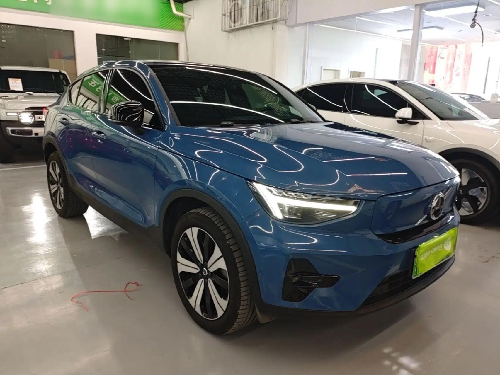 Volvo C40 2022 Long-Range PRO Version — миниатюра 3