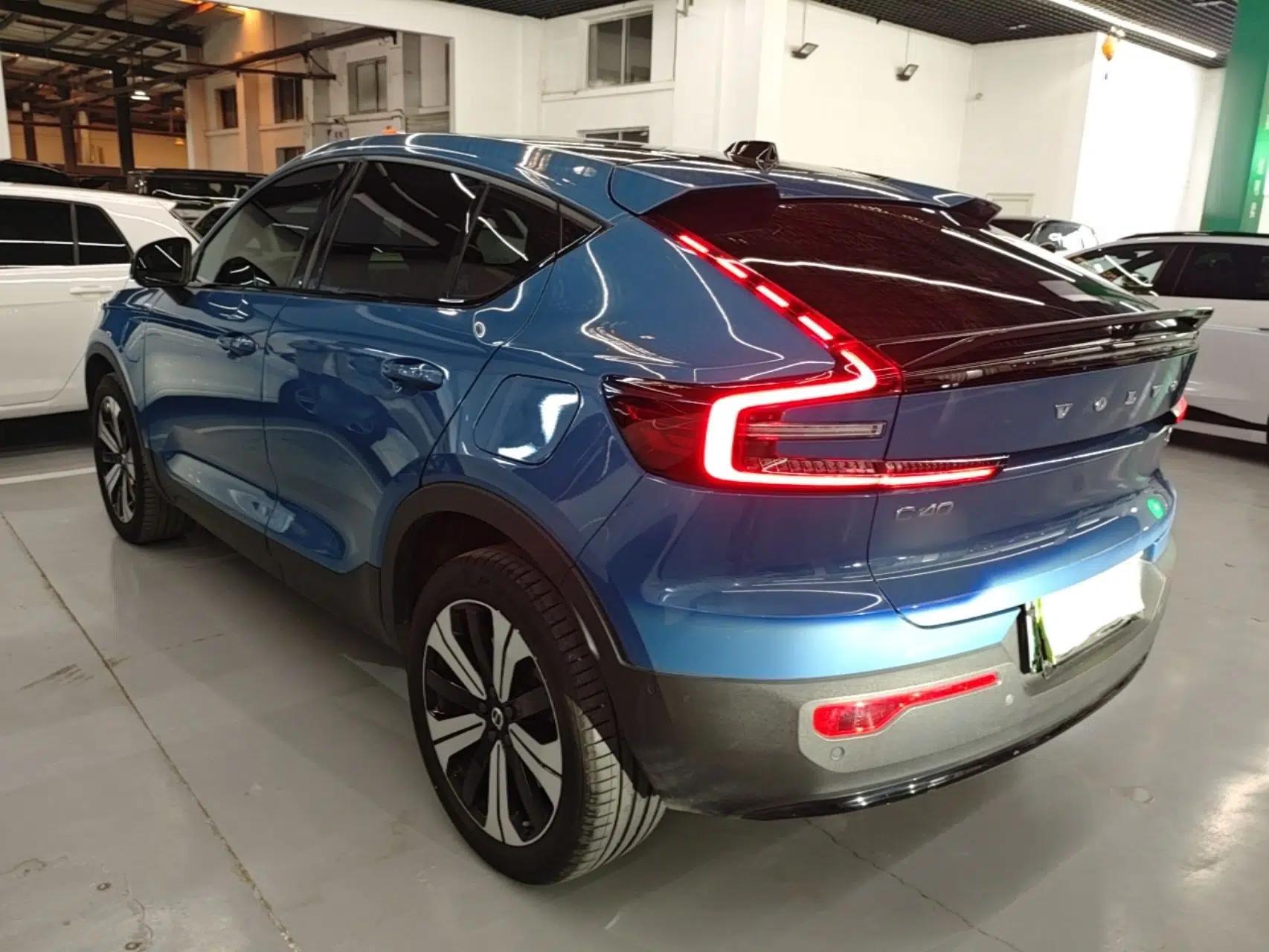 Volvo C40 2022 Long-Range PRO Version — миниатюра 4