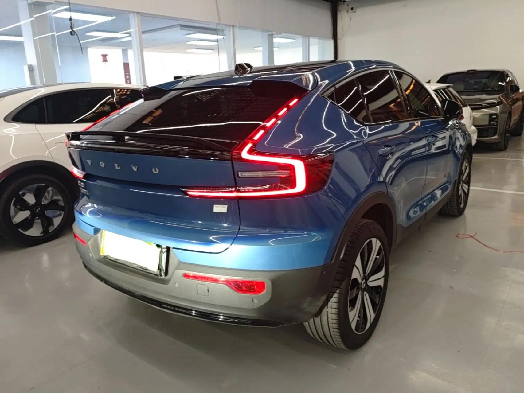 Volvo C40 2022 Long-Range PRO Version — миниатюра 6